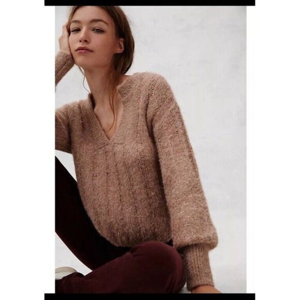 Anthropologie Pilcro Maggie So Soft Taupe Sweater S MSRP‎ $150